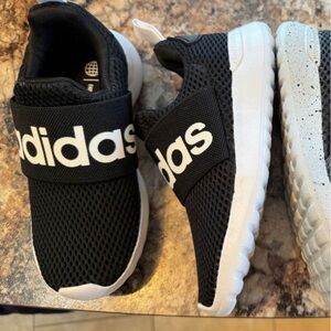 Brand new- kids adidas sneakers❗️